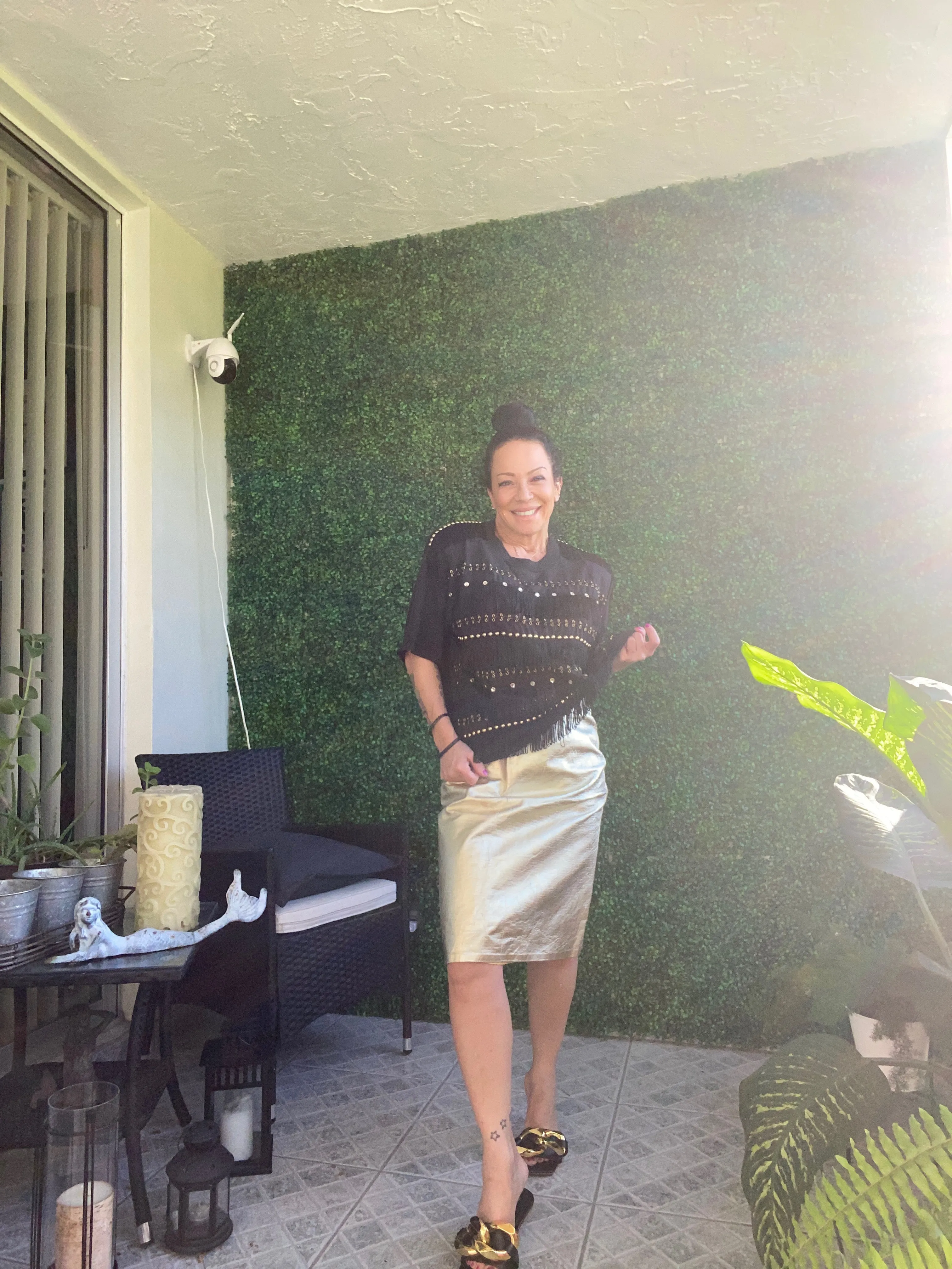 80s NWT Gold Metallic Crackled Leather Pencil Long Skirt Lined Straight Knee Length