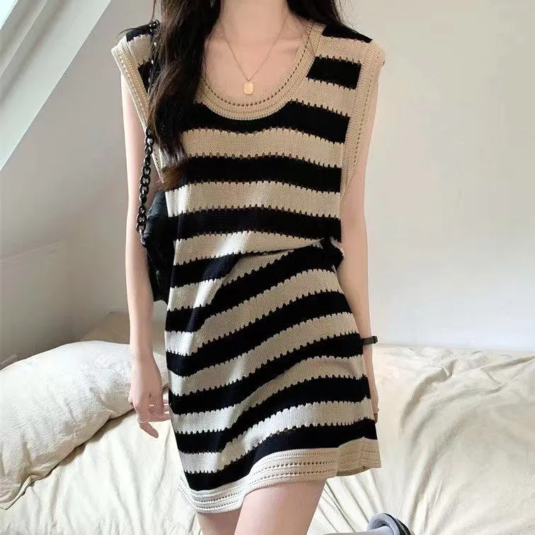 U-Neck Sleeveless Striped Cutout Knitted Dress