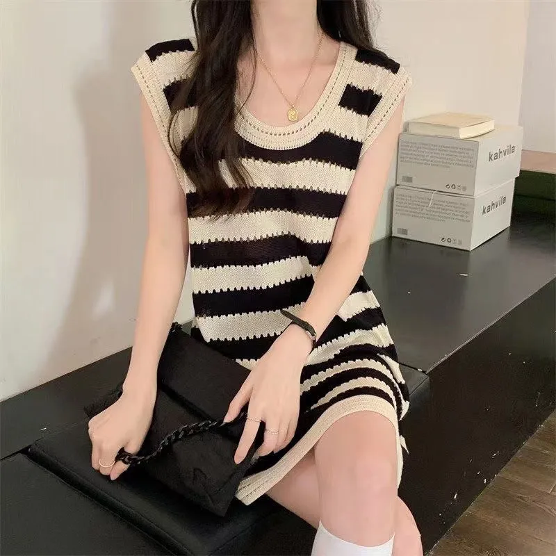 U-Neck Sleeveless Striped Cutout Knitted Dress