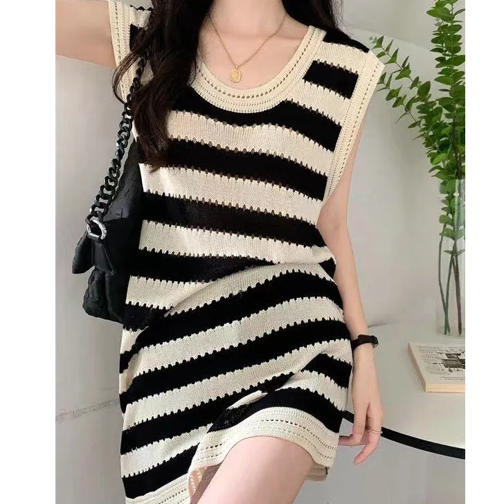 U-Neck Sleeveless Striped Cutout Knitted Dress